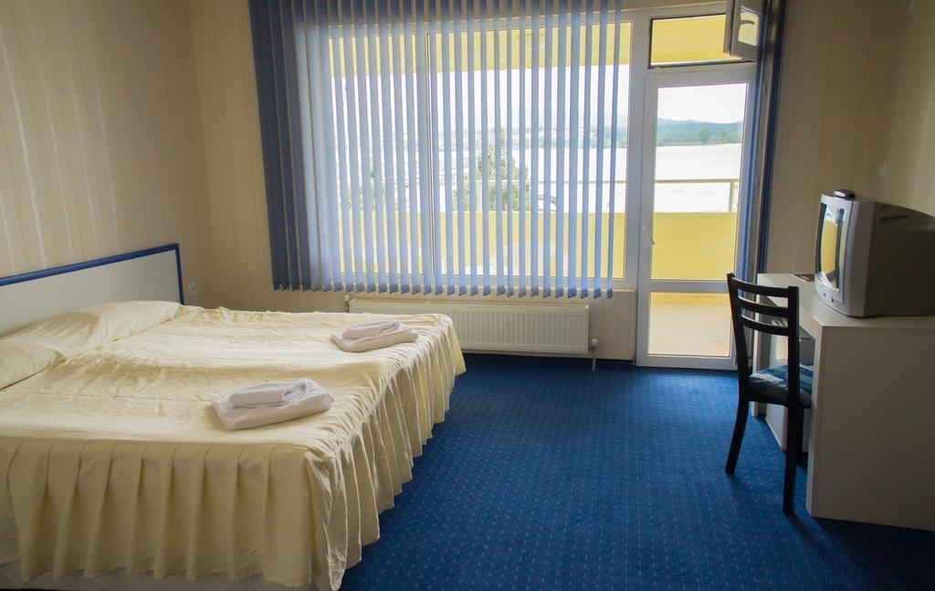 Hotel Marina Naousa Oda fotoğraf